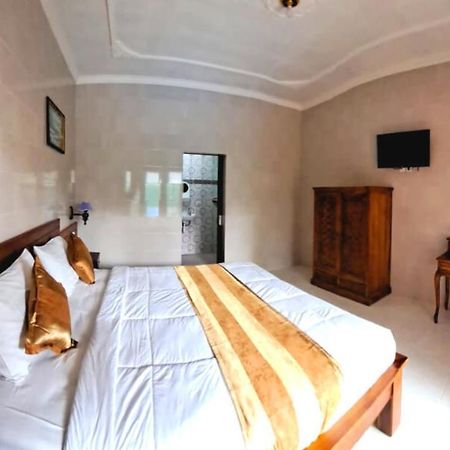 Wahyuga Sari Guest House Nita Salon & Spa Lembongan Esterno foto